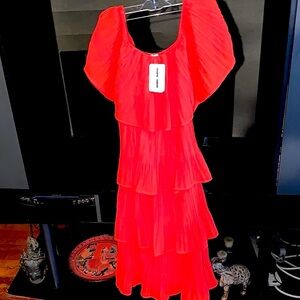 She + Sky Midi Dress NWT Size M Length from chest 43 inches
